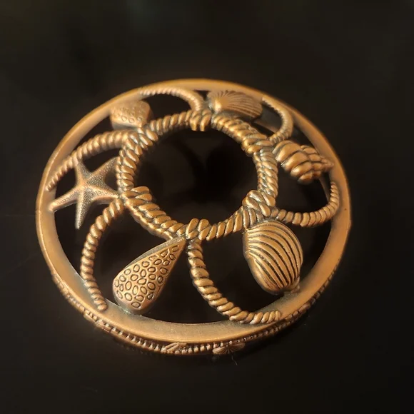 Beach-themed candle & accessories ๐ - Picture 5 of 14